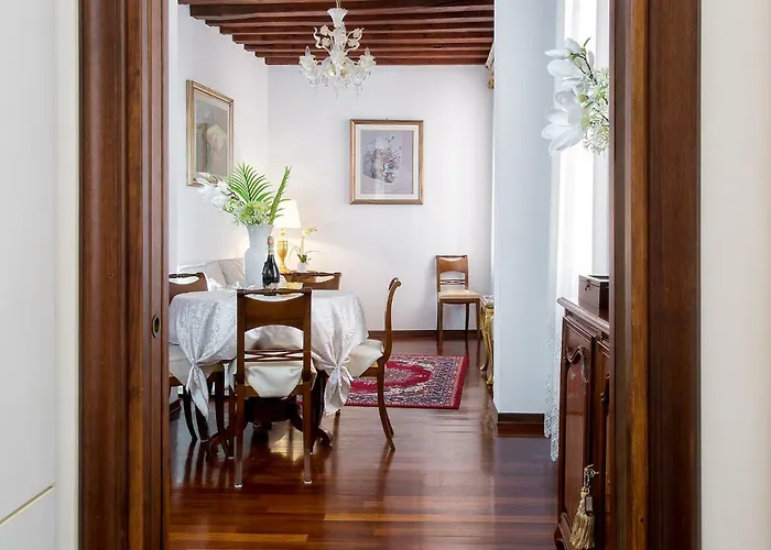 Residenza Calle Larga San Marco